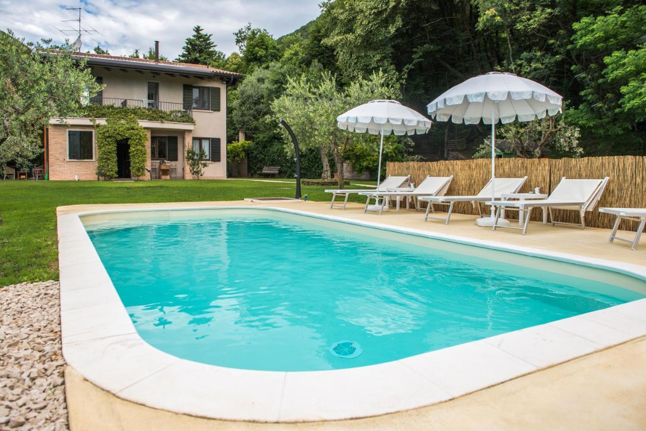 קאפרינו ורונזה B&B Al Sentiero מראה חיצוני תמונה